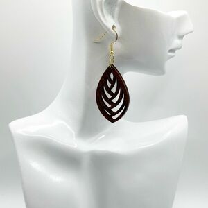 Natural walnut wood leaf earring